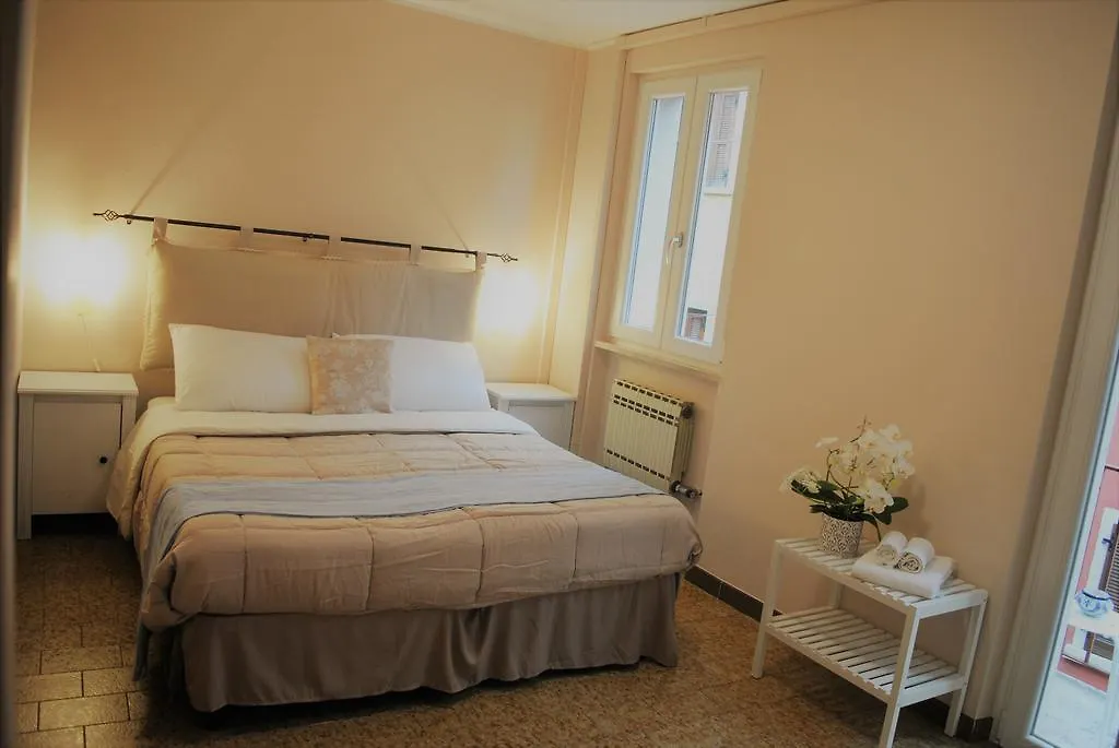Apartment Appartamenti Del Borgo Garda