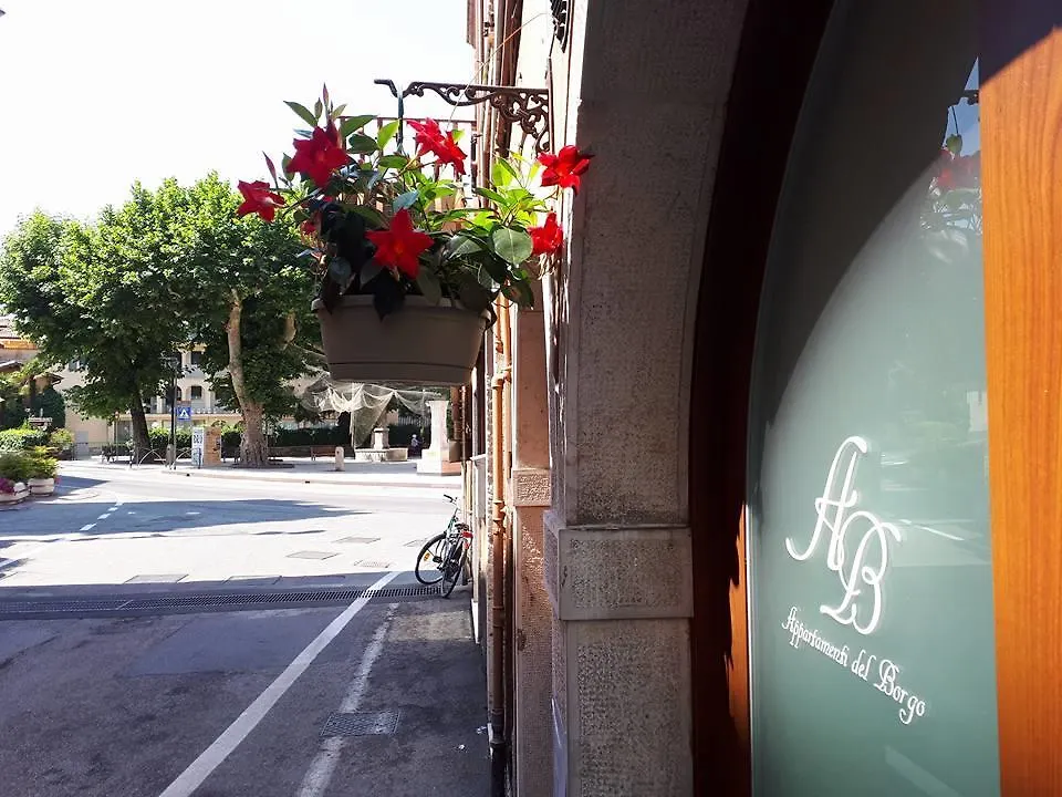 Apartment Appartamenti Del Borgo Garda